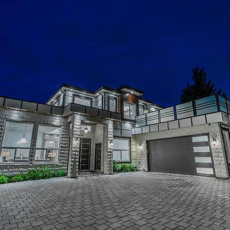 Sun Suite Surrey Esterno foto